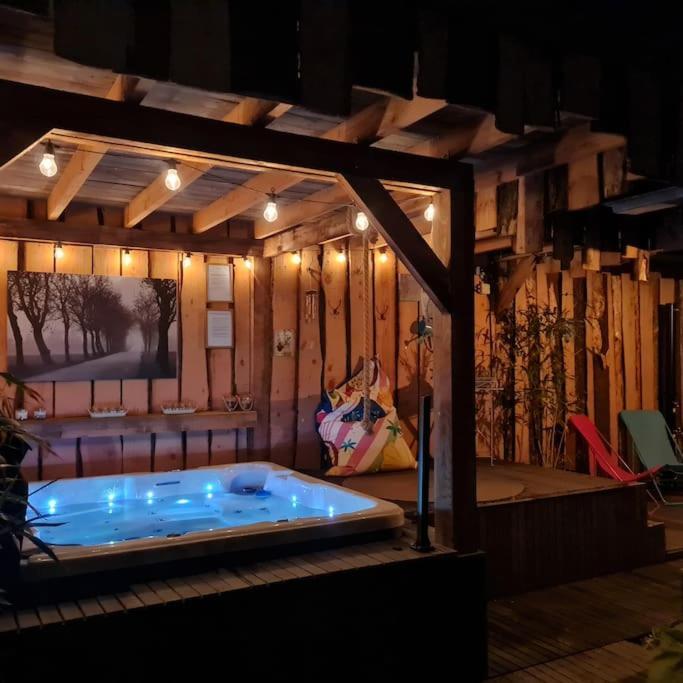 Wellness Chalet Met Jacuzzi, Sauna, Omheinde Tuin, Sint-Annaland Buitenkant foto